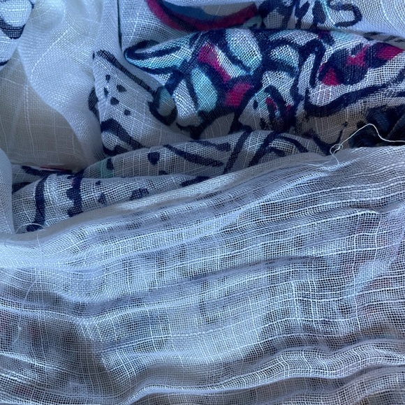 Lilly Pulitzer for Target Scarf/Wrap in Wavepool - Picture 12 of 12